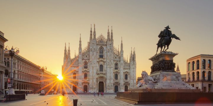 Torget med Duomo di Milano